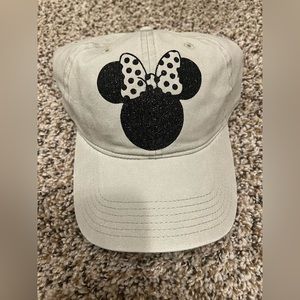 Women’s Minnie hat